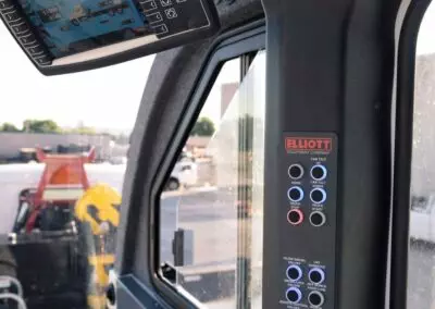 Elliott Crane Cab Controls